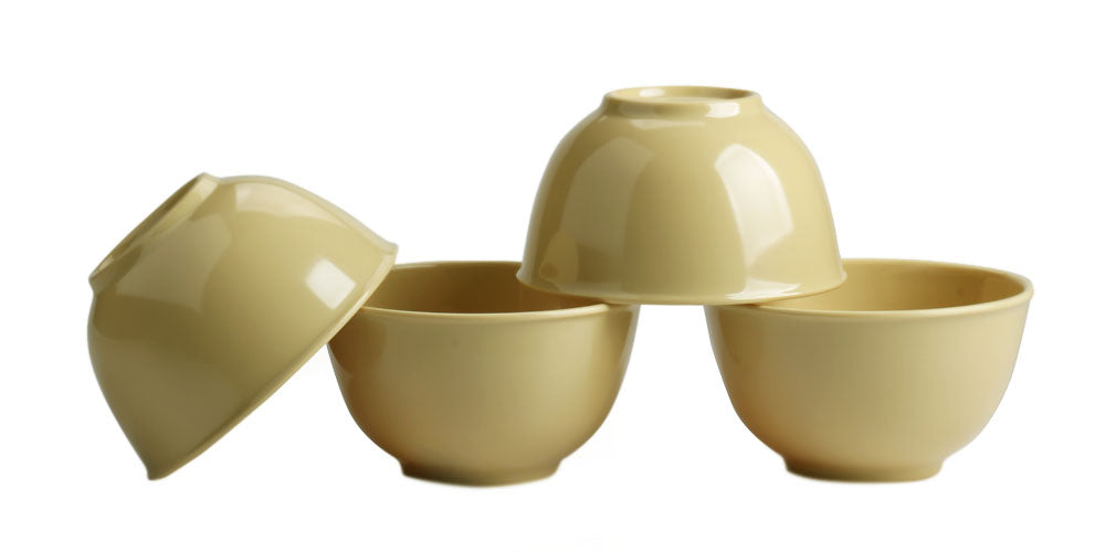 Melamine Plastic Cereal Bowls, 30 oz Soup Bowls, Dessert Bowl set of 4 for Serving Salad, Ice Cream, Snack, Oatmeal, Soup, Noodle, Ramen, Fruits (Yellow)